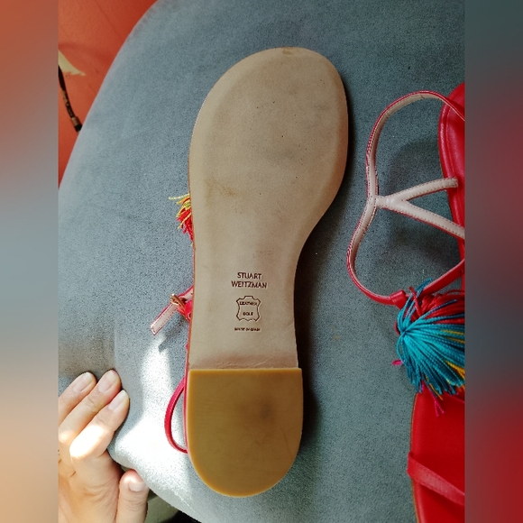 STUART WEIZTMAN Size 9.5 Vibrant Red Jabow Fringe Tassel Thong Sandals - Picture 13 of 16